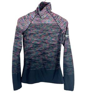 NIKE Rare Hyperwarm Long Sleeve Colorful Turtleneck